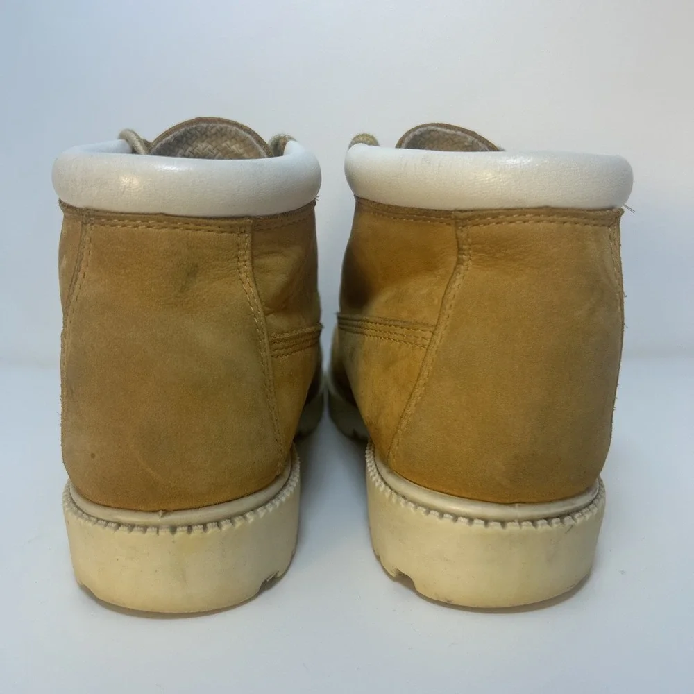 Timberland Women's Nellie Waterproof Chukka Boots Size 7.5M Wheat Nubuck Leather